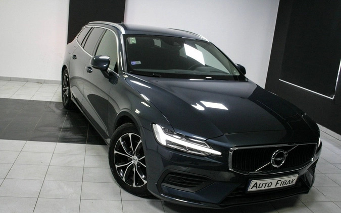 Volvo V60 cena 102900 przebieg: 40000, rok produkcji 2020 z Ostrów Lubelski małe 277